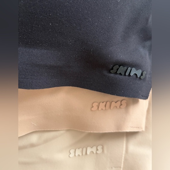 SKIMS Padded Bras (lot) - Picture 3 of 5